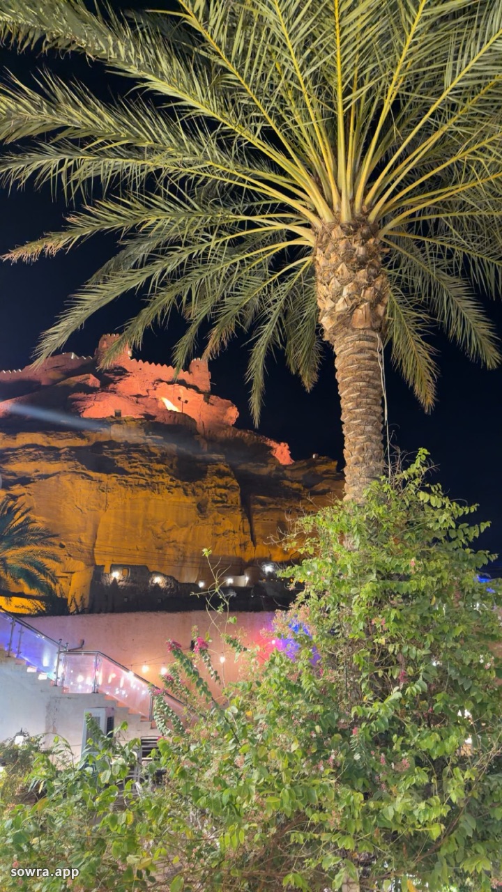 قلعة زعبل 🏰 — سكاكا، منطقة الجوف